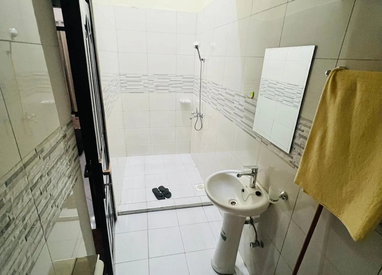 Bree Homes Kampala Lägenhet